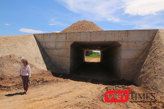 Quảng Nam, đường cao tốc, Đà Nẵng-Quảng Ngãi, dân dựng chòi, phản đối, VietTimes