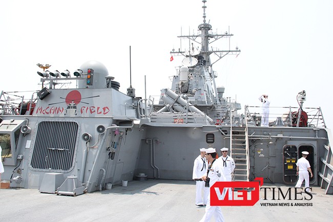 Đà Nẵng, USS John S.McCain, DDG 56, Hải quân Mỹ, hoa Kỳ, VietTimes