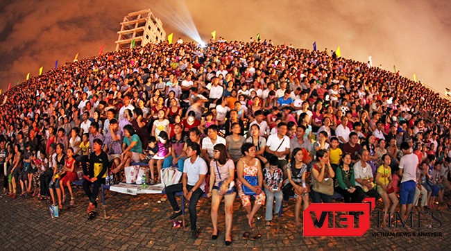 VietTimes, Đà Nẵng, du khách, lễ 30/4 và 1/5, Pháo hoa quốc tế, DIFF 2017