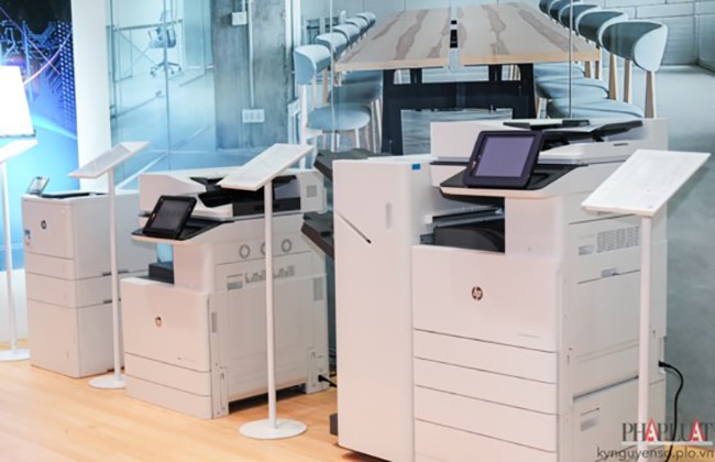 Theo khảo sát, chỉ có khoảng 18% người dùng quan tâm đến việc bảo mật máy in, trong khi đây lại là cầu nối giúp tội phạm mạng tấn công vào hệ thống.
