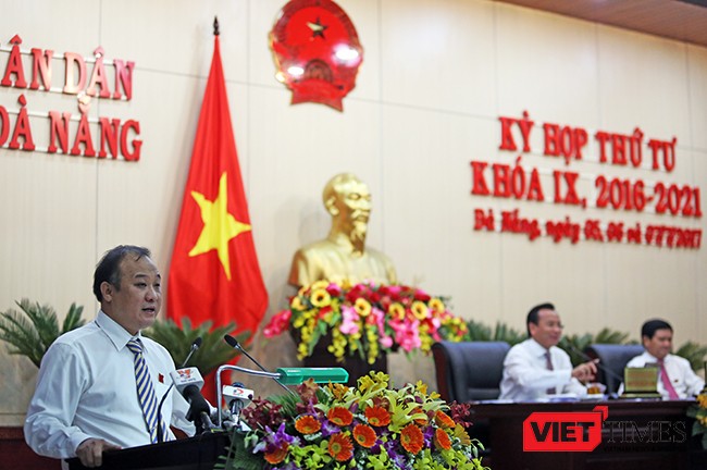 ông Lê Quang Nam-Giám đốc Sở TNMT TP Đà Nẵng cho biết: “Tính đến thời điểm hiện tại, Sở TNMT chưa nhận được bất cứ hồ sơ liên quan nào đến việc xin cấp giấy chứng nhận quyền sử dụng đất, sở hữu nhà và trả tiền sử dụng đất đối với toàn bộ khu chung cư của Công ty Vicoland