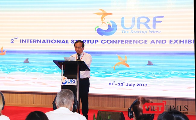 Ông Võ Duy Khương, Chủ tịch Hội đồng điều phối Mạng lưới khởi nghiệp Đà Nẵng, Chủ tịch Vườn ươm doanh nghiệp Đà Nẵng phát biểu khai mạc sự kiện