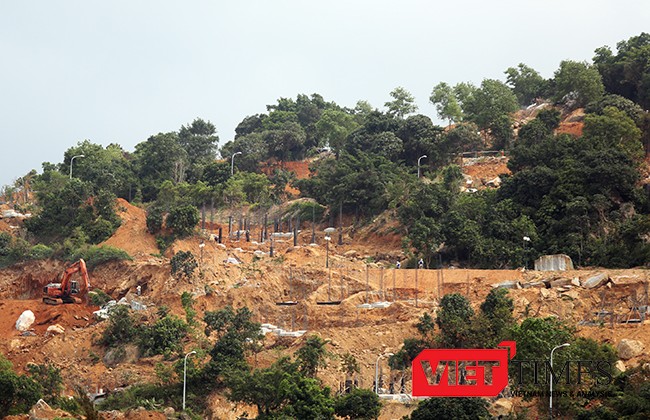 Một góc rừng Sơn Trà bị xày xới để xây dựng Dự án khu du lịch gây chú ý của dư luận trong và ngoài nước