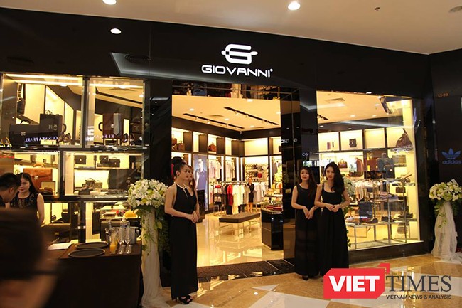 Các doanh nghiệp trong nước cần ngồi lại bên nhau để dự báo, tìm kiếm giải pháp trước sức ép cạnh tranh từ “cơn sóng” doanh nghiệp ngoại đang dồn dập chưa có hồi kết.