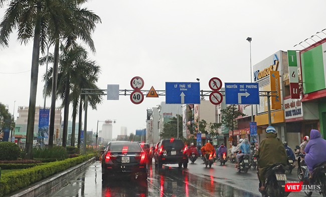 Hầm chui theo hướng ngược lại từ Điên Biên Phủ về Lý Thái Tổ cũng đã thông xe