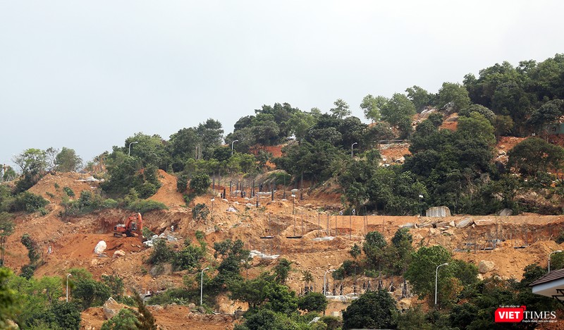 Một góc Dự án Khu Du lịch sinh thái biển Tiên Sa (Thọ Quang, Sơn Trà, Đà Nẵng) trong giai đoạn xây dựng gây hại đến hệ sinh thái bán đảo Sơn Trà.