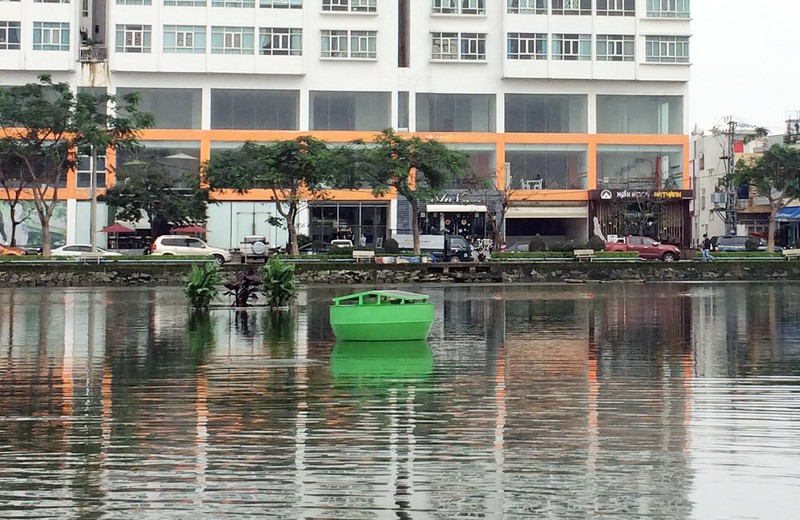 Thiết bị quan trắc được lắp đặt tại Hồ Thạc Gián