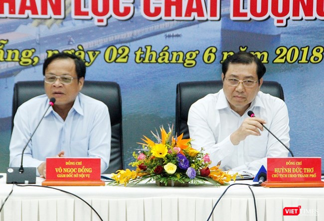 Chủ tịch TP Đà Nẵng Huỳnh Đức Thơ và Giám đốc Sở Nội vụ trực tiếp lắng nghe các ý kiến, đề đạt của các học viên Đề án 922