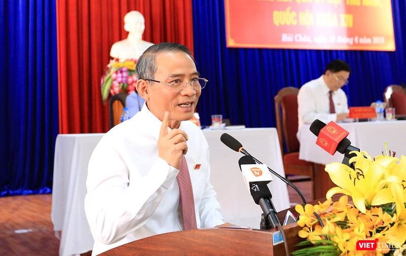 Theo ông Trương Quang Nghĩa, dứt khoát không để nạn nhân trở thành bình phong, cái cớ để bảo vệ cái sai của chủ đầu tư Dự án Tổ hợp khách sạn Mường Thanh và căn hộ cao cấp Sơn Trà Theo ông Trương Quang Nghĩa, dứt khoát không để nạn nhân trở thành bình phong, cái cớ để bảo vệ cái sai của chủ đầu tư Dự án Tổ hợp khách sạn Mường Thanh và căn hộ cao cấp Sơn Trà