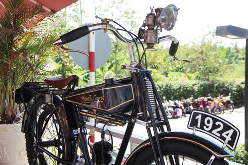 Hàng trăm xe máy cổ hội tụ tại Sài Gòn ảnh 7