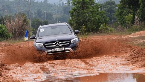 Trải nghiệm từ A-Z các dòng xe Mercedes tại Việt Nam ảnh 1