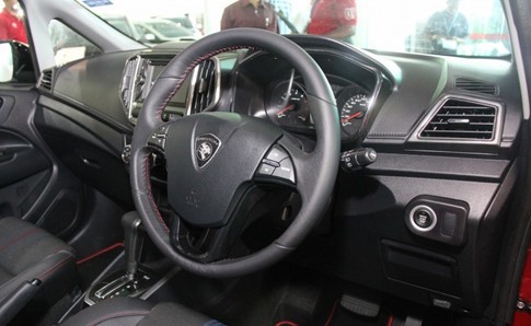 Xe nhỏ Proton Iriz của Malaysia trình làng - ảnh 2