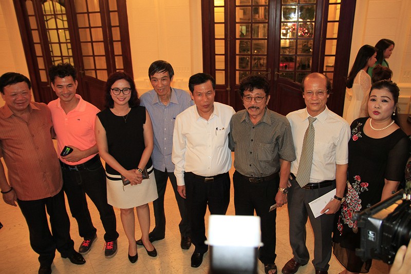 Video: “Biệt đội Báo Đen” khốc liệt và lãng mạn trên sân khấu Nhà hát Lớn ảnh 2