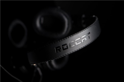 Ngắm tai nghe chơi game Roccat Cross