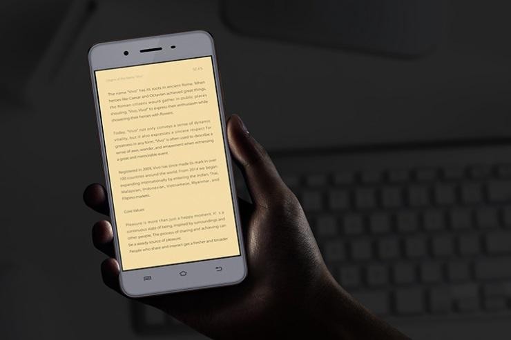 Vivo Y55 cũng có khả năng bảo vệ mắt, song chất lượng màu sắc hình ảnh bị ảnh hưởng ít nhiều.