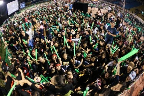 Hé lộ công nghệ 'tô trét' thần tượng gây sốc ảnh 1