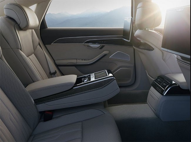 Đây là 10 ôtô sở hữu công nghệ “thời thượng” nhất 2017 ảnh 16