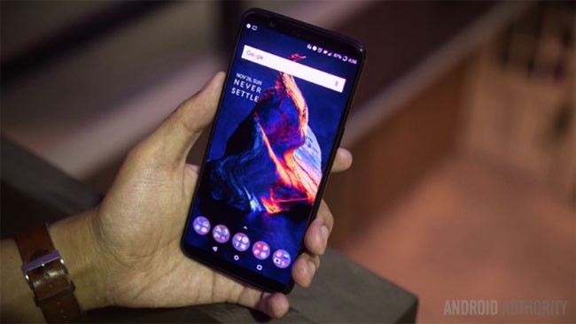 Những smartphone thú vị nhất trình làng vào nửa đầu năm 2018 ảnh 4