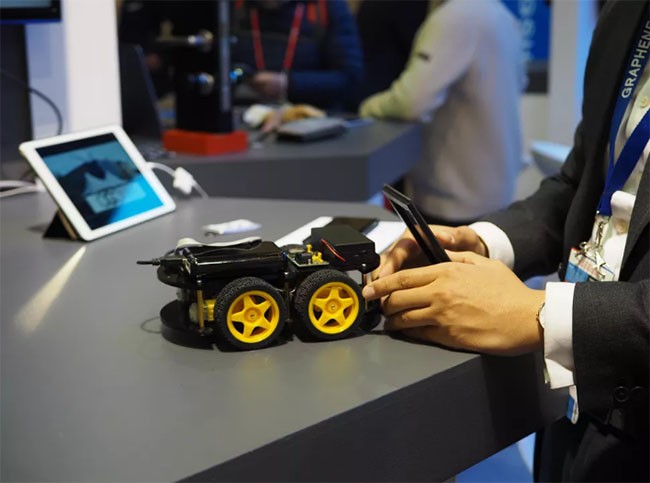 Sạc điện thoại chỉ mất 7 giây với công nghệ pin graphene, tin được không? ảnh 5