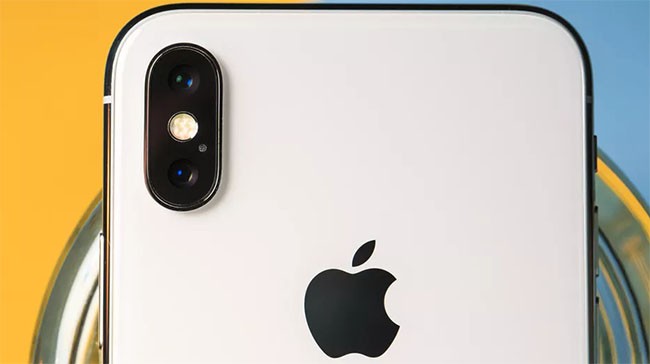 Những hình ảnh “bất ngờ” về iPhone X dưới ống kính macro ảnh 1