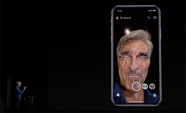 Các ngân hàng không tin tưởng Face ID trên iPhone X ảnh 1