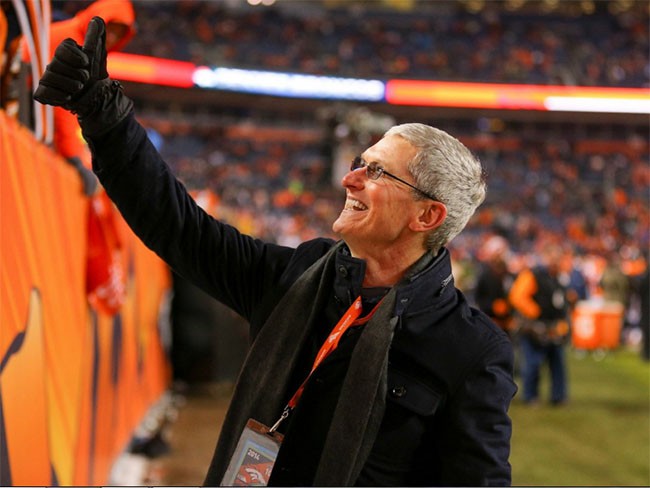 Phong cách thời trang của giới thượng lưu công nghệ tại thung lũng Silicon ảnh 5