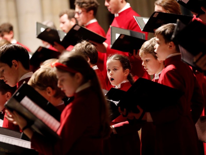 Nguồn gốc thú vị đằng sau các truyền thống trong ngày lễ Giáng sinh ảnh 6