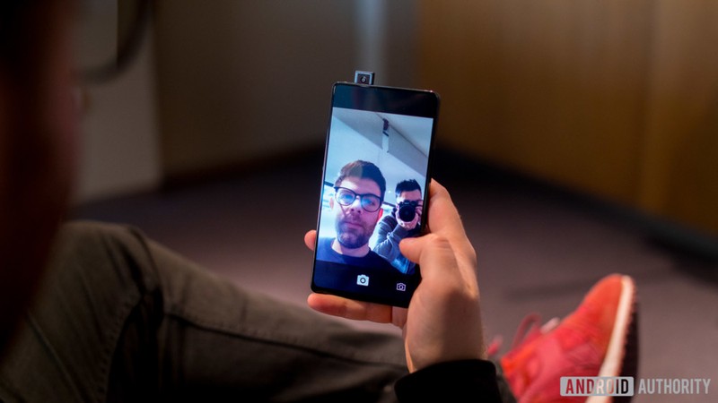 Thiết kế nào đủ sức soán ngôi “tai thỏ” ?  ảnh 3