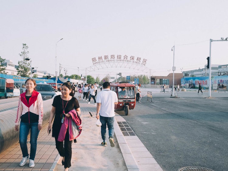 Khám phá Thành phố iPhone  - nơi ra đời của một nửa số iPhone thế giới  ảnh 14