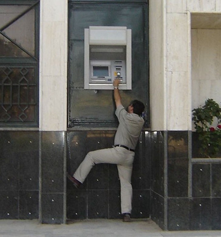 Chùm ảnh dở khóc dở cười về một ngày làm việc thất bại thảm hại  ảnh 1