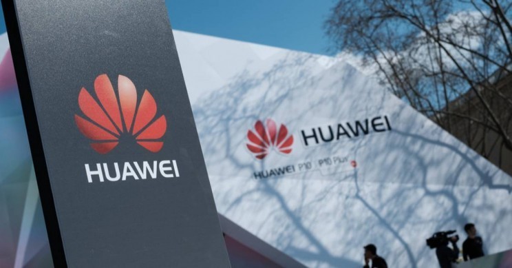 Việc tuyên chiến với Huawei có khi nào sẽ là đòn bẩy giúp Trung Quốc chấm dứt sự phụ thuộc vào công nghệ phương Tây? Ảnh: Interesting Engineering