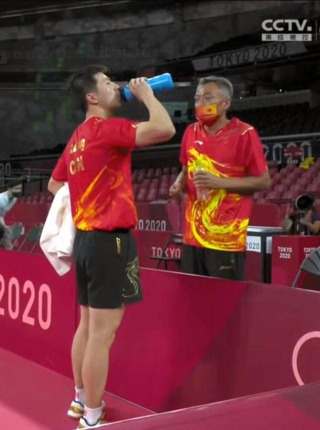 Nhà vô địch đơn nam bóng bàn Ma Long