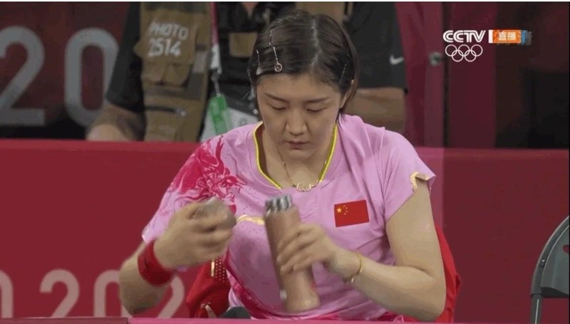 Nhà vô địch đơn nữ bóng bàn Chen Meng