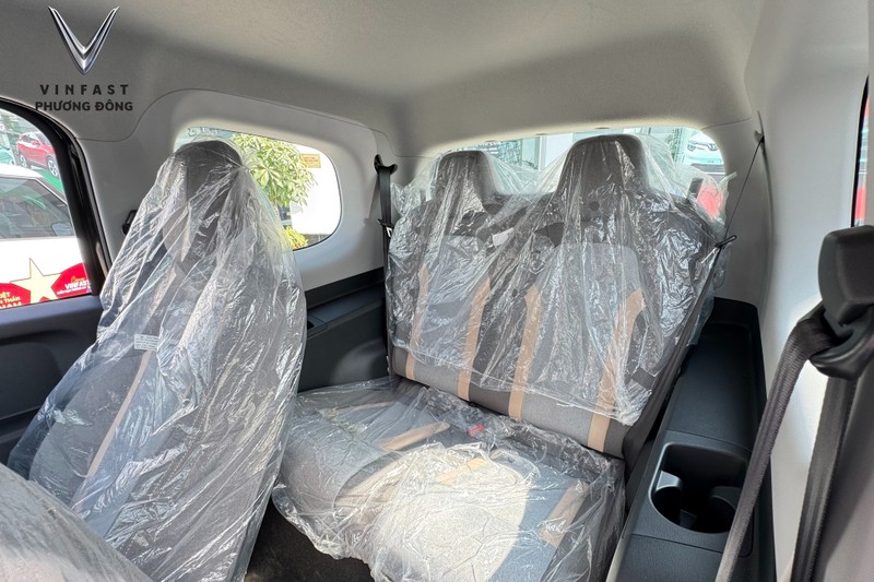 Ô tô điện nhỏ nhất của VinFast có mặt tại đại lý, giá 269 triệu đồng - 10.jpg