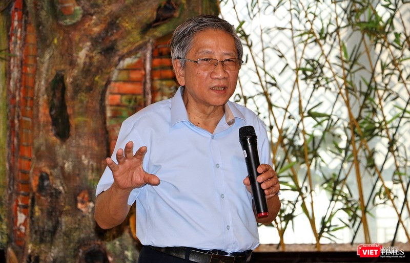 Tổng Chủ biên chương trình giáo dục phổ thông nói gì về “lợi ích nhóm” và bộ sách công nghệ giáo dục của GS Hồ Ngọc Đại? ảnh 3 Từ 1956 đến 2014, Hàn Quốc đổi mới SGK 9 lần, còn Việt Nam mới có 3 lần!