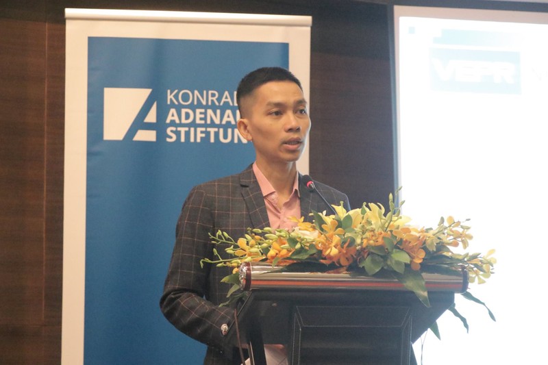 PGS.TS. Nguyễn Đức Thành trình bày nội dung Báo cáo Kinh tế Vĩ mô Quý III/2018 (Nguồn: VEPR)