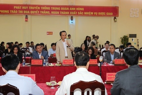 Ông Trịnh Văn Quyết - Chủ tịch Hội đồng quản trị Tập đoàn FLC phát biểu tại buổi làm việc (Nguồn: thanhhoa.gov.vn) Ông Trịnh Văn Quyết - Chủ tịch Hội đồng quản trị Tập đoàn FLC phát biểu tại buổi làm việc (Nguồn: thanhhoa.gov.vn)