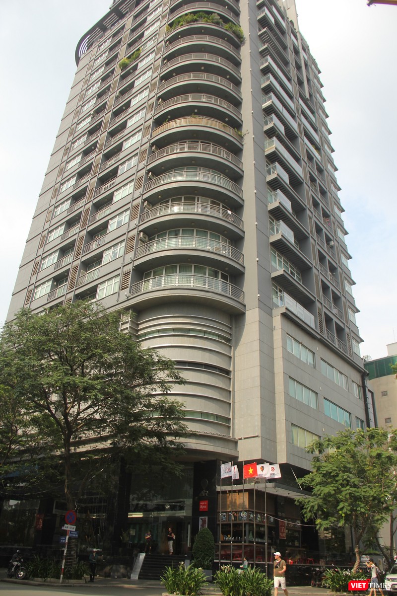 Bến Thành Tower - nơi đặt trụ sở của Bến Thành Land và Capella Holdings (Ảnh: Trường Minh) Bến Thành Tower - nơi đặt trụ sở của Bến Thành Land và Capella Holdings (Ảnh: Trường Minh)