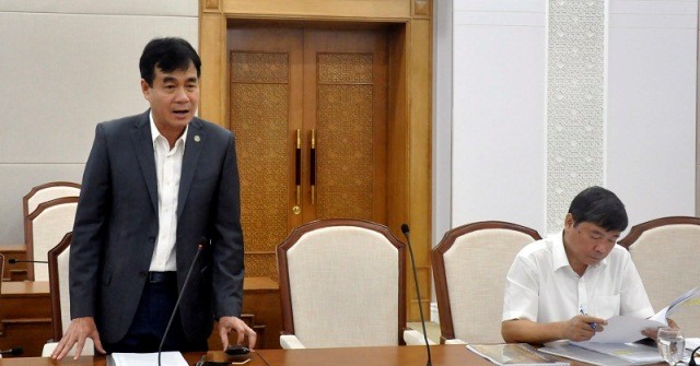 Phó tổng Giám đốc TDH Ecoland tiếp thu ý kiến của địa phương tại cuộc họp (Nguồn: quangninh.gov.vn)