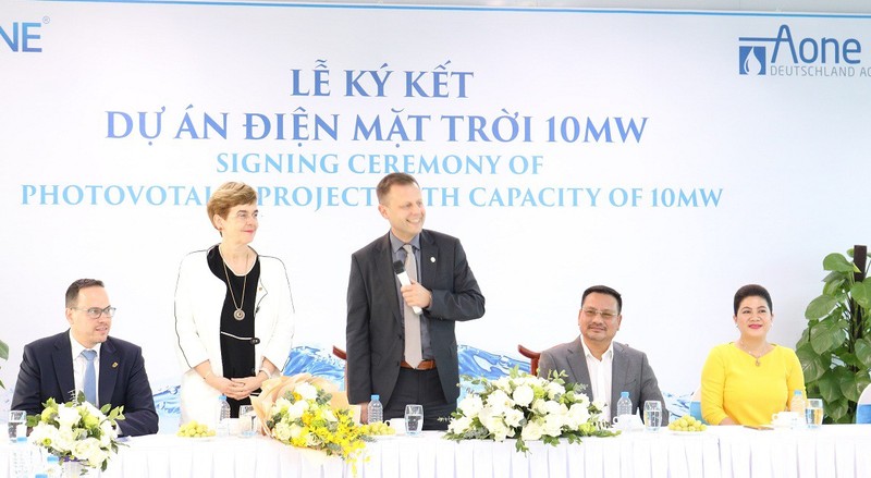 Nhà máy nước mặt Sông Đuống, Aone Deutschland AG và  VA Tech Wabag Limited 