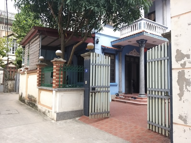 Ngôi nhà số 10 nơi đặt trụ sở doanh nghiệp 144 ngàn tỉ tại thôn Lai Xá, xã Kim Chung, huyện Hoài Đức, TP.Hà Nội - Ảnh: BN