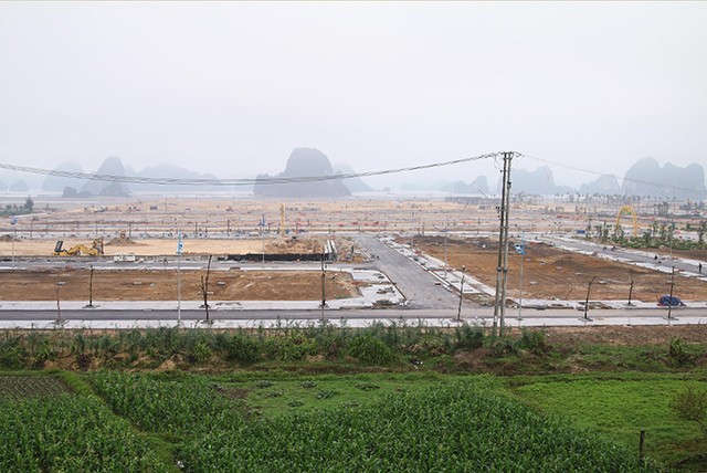 Thị trường bất động sản Vân Đồn trầm lắng sau 1 năm lên cơn sốt. Ảnh: Tuấn Tú