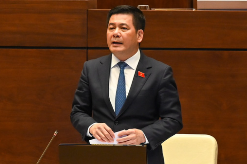 Bộ trưởng Bộ Công thương Nguyễn Hồng Diên: ‘Nguồn cung xăng, dầu không lúc nào thiếu’