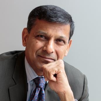 Ông Raghuram G. Rajan - cựu thống đốc Ngân hàng Dự trữ Ấn Độ (Ảnh: Đại học Chicago)