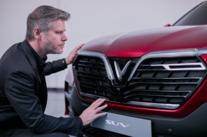 Ông David Lyon - Cựu Giám đốc thiết kế của VinFast - đã tìm được bến đỗ mới