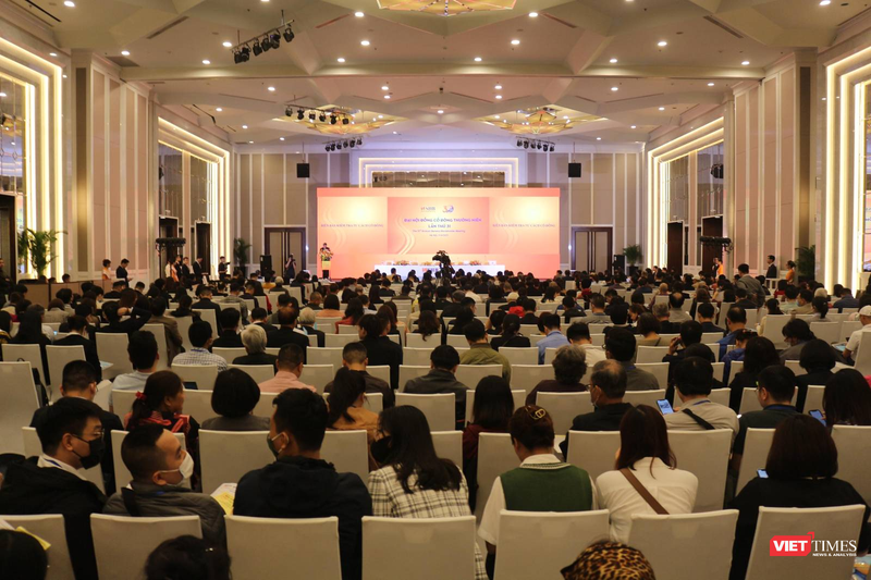 Toàn cảnh AGM 2023 của SHB (Ảnh: Văn Lâm)