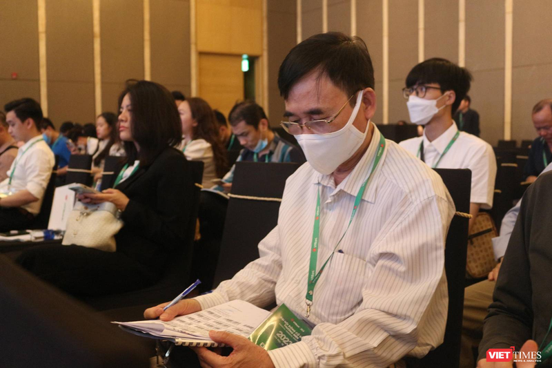 AGM 2023 của VPBank: Tham gia tái cơ cấu TCTD yếu kém, tự tin mục tiêu lợi nhuận tỉ USD ảnh 8