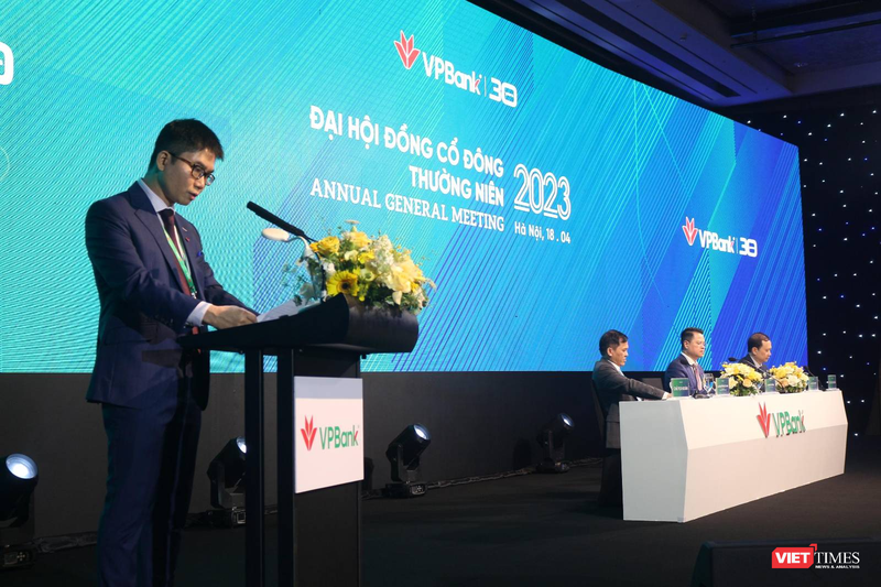 AGM 2023 của VPBank: Tham gia tái cơ cấu TCTD yếu kém, tự tin mục tiêu lợi nhuận tỉ USD ảnh 26
