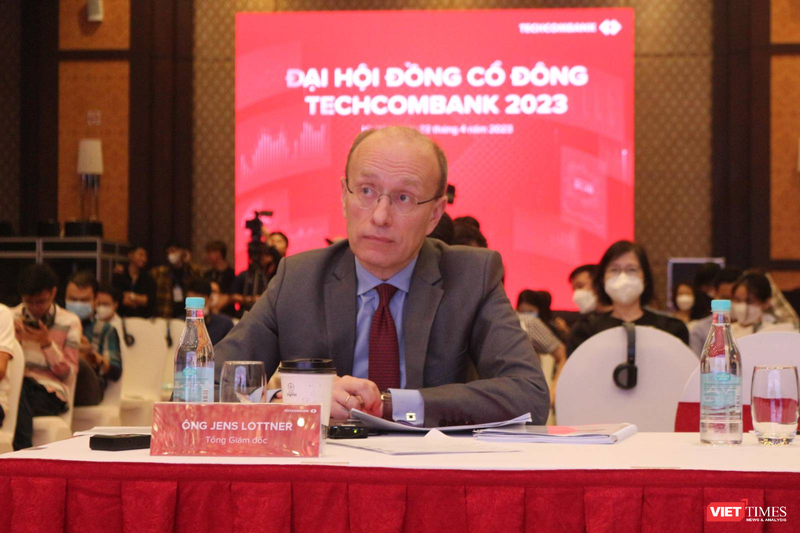 Ông Jens Lottner - Tổng giám đốc Techcombank