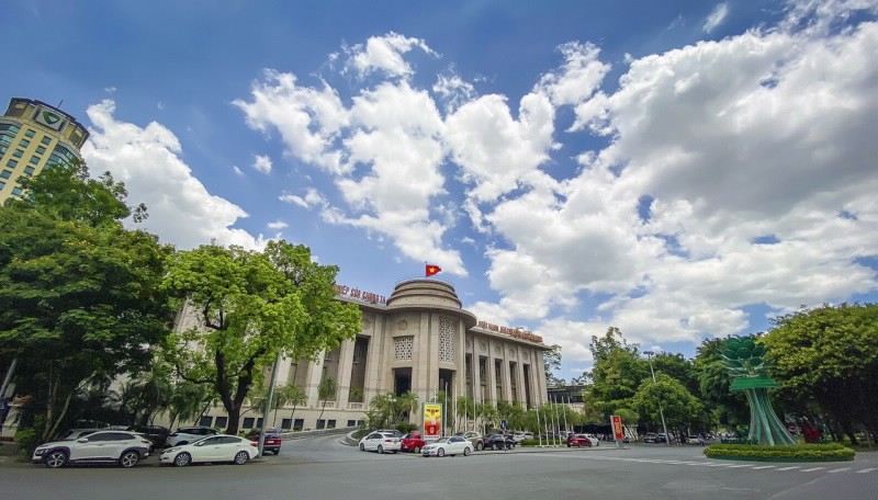 NHNN tiếp tục giảm lãi suất điều hành